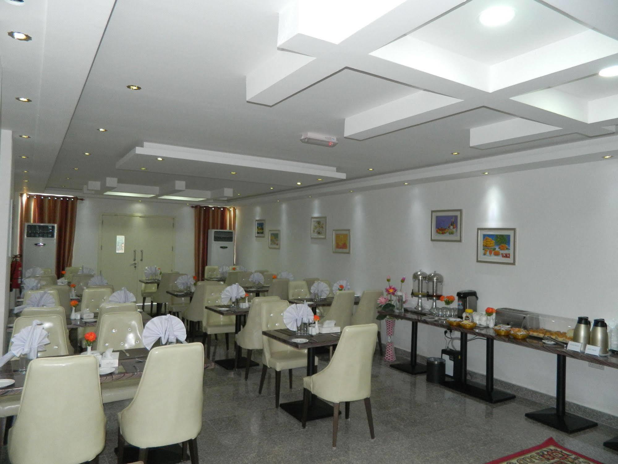 Wanasa Hotel Apartments Masqat Buitenkant foto